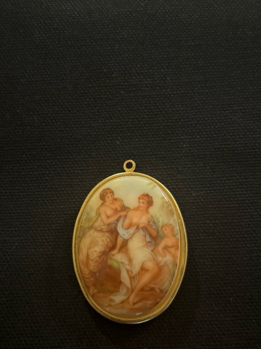 Gold-Tone Oval Painted Porcelain Pendant Necklace - Cream & Gold